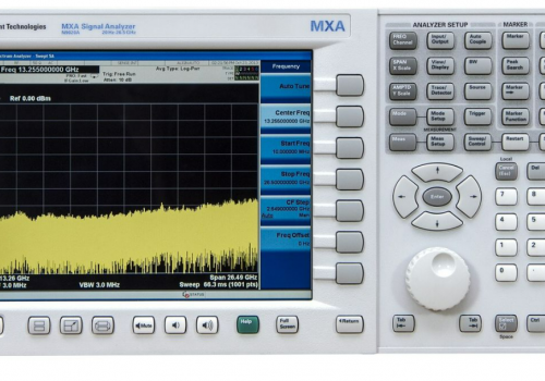Máy phân tích phổ và tín hiệu N9020A